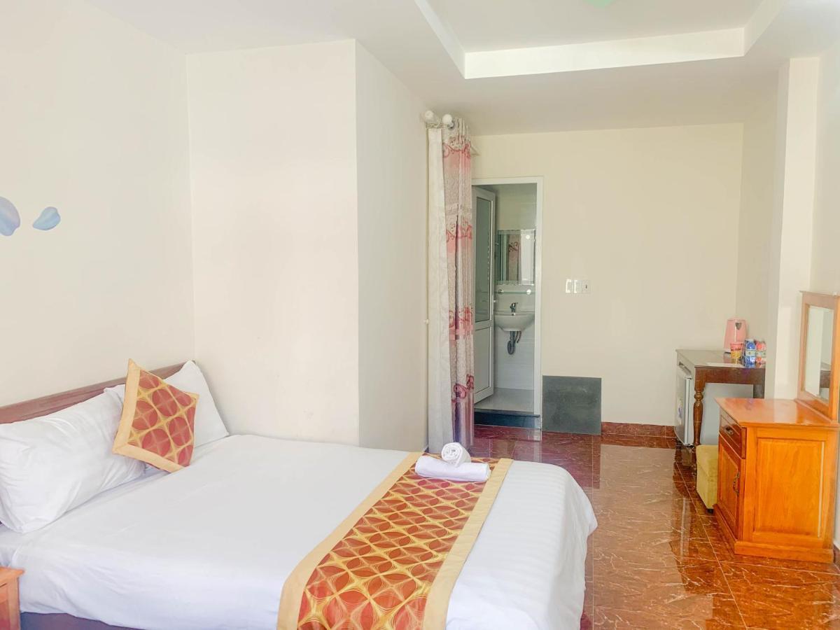 Hung Phat Dalat Hotel エクステリア 写真